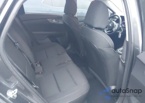 2021 Kia Forte Lxs из США, поврежденный, VIN 3KPF24AD3ME339040